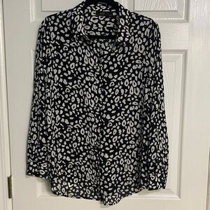 Apt. 9 Black and White Sheer Patterned Blouse Size Large